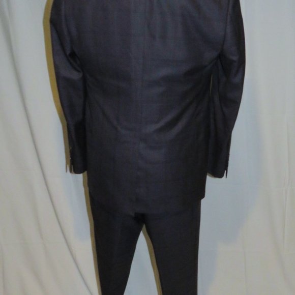 Tom Ford Blue Windowpane Plaid Current Two Button Suit 44R - Picture 3 of 16